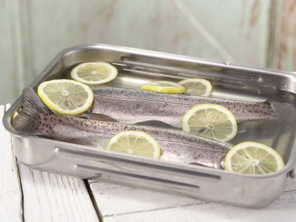 Forelle blau Rezept | EAT SMARTER