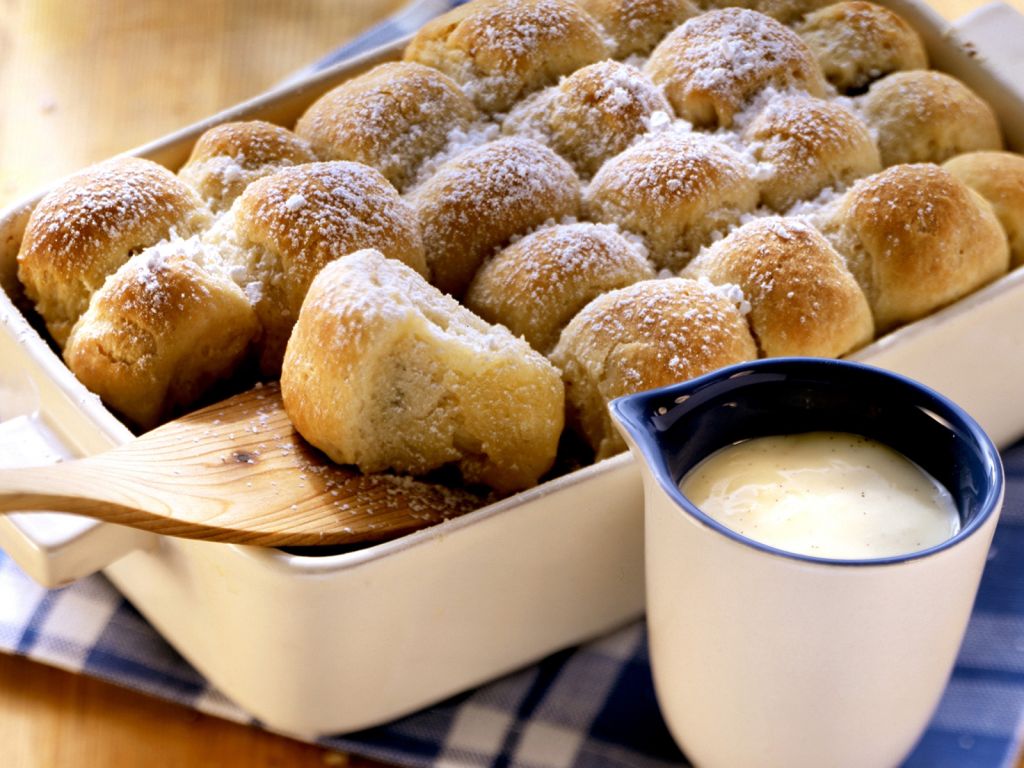 Rohrnudeln Mit Pflaumenmus — Rezepte Suchen Rohrnudeln Mit Pflaumenmus — Rezepte Suchen