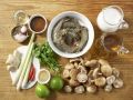 Zutaten für das Rezept: Kokos-Zitronengras-Suppe