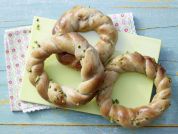Rezept: Marzipan-Quark-Kränze