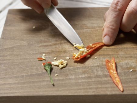 Ananas-Gurken-Salsa Zubereitung Schritt 4 Ananas-Gurken-Salsa Zubereitung Schritt 4