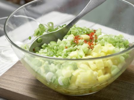 Ananas-Gurken-Salsa Zubereitung Schritt 5 Ananas-Gurken-Salsa Zubereitung Schritt 5