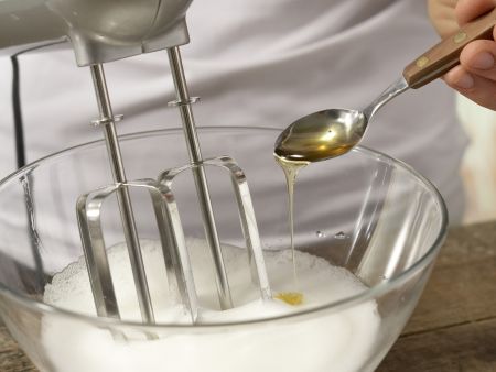Apfel-Holunder-Suppe Zubereitung Schritt 6 Apfel-Holunder-Suppe Zubereitung Schritt 6