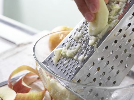 Apfel-Sanddorn-Schnitten Zubereitung Schritt 1 Apfel-Sanddorn-Schnitten Zubereitung Schritt 1