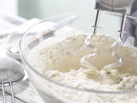 Apfelkuchen mit Sauerrahmguss Zubereitung Schritt 3 Apfelkuchen mit Sauerrahmguss Zubereitung Schritt 3