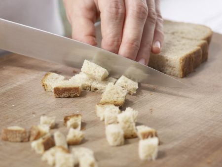 Apfelschmarrn mit Walnüssen Zubereitung Schritt 2 Apfelschmarrn mit Walnüssen Zubereitung Schritt 2