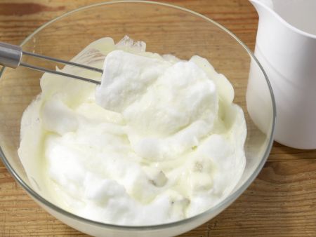 Apfelschmarrn mit Walnüssen Zubereitung Schritt 3 Apfelschmarrn mit Walnüssen Zubereitung Schritt 3