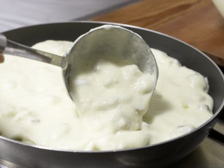 Apfelschmarrn mit Walnüssen Zubereitung Schritt 5 Apfelschmarrn mit Walnüssen Zubereitung Schritt 5
