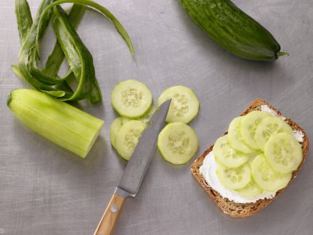 Avocado-Frischkäse-Brot Zubereitung Schritt 4 Avocado-Frischkäse-Brot Zubereitung Schritt 4