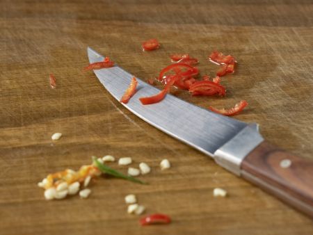 Bandnudeln mit Krebsschwänzen Zubereitung Schritt 3 Bandnudeln mit Krebsschwänzen Zubereitung Schritt 3