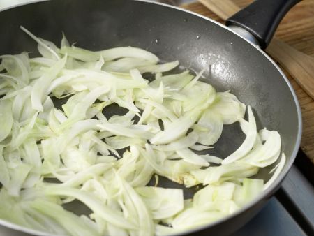 Bandnudeln mit Krebsschwänzen Zubereitung Schritt 8 Bandnudeln mit Krebsschwänzen Zubereitung Schritt 8