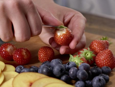 Beeren-Nektarinen-Torte Zubereitung Schritt 4 Beeren-Nektarinen-Torte Zubereitung Schritt 4
