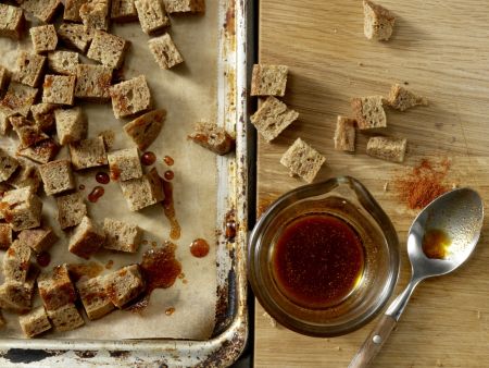 Blattsalat mit Hähnchenstreifen Zubereitung Schritt 2 Blattsalat mit Hähnchenstreifen Zubereitung Schritt 2