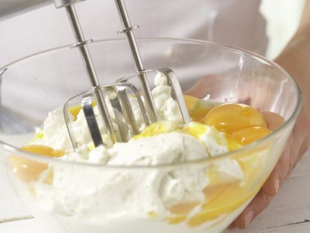 Blechkuchen mit Spargel Zubereitung Schritt 3 Blechkuchen mit Spargel Zubereitung Schritt 3