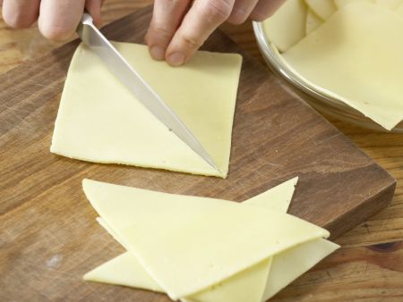 Bohnen-Käse-Päckchen mit Bratkartoffeln Zubereitung Schritt 5 Bohnen-Käse-Päckchen mit Bratkartoffeln Zubereitung Schritt 5