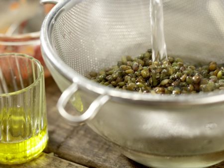 Brathähnchen auf Linsen Zubereitung Schritt 7 Brathähnchen auf Linsen Zubereitung Schritt 7