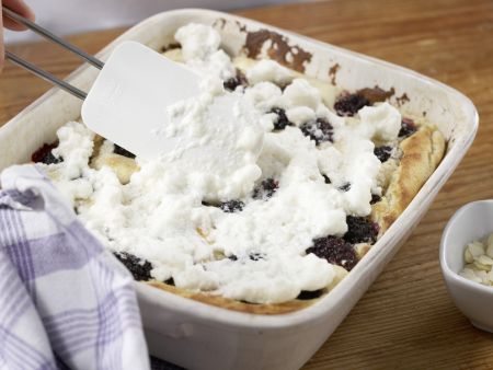 Brombeer-Grießauflauf Zubereitung Schritt 6 Brombeer-Grießauflauf Zubereitung Schritt 6