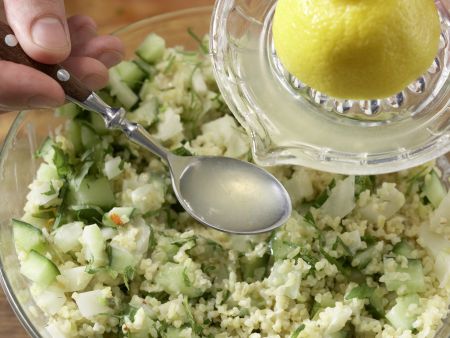 Bulgur-Fenchel-Salat mit Minze Zubereitung Schritt 10 Bulgur-Fenchel-Salat mit Minze Zubereitung Schritt 10