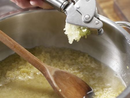 Bulgur-Fenchel-Salat mit Minze Zubereitung Schritt 3 Bulgur-Fenchel-Salat mit Minze Zubereitung Schritt 3
