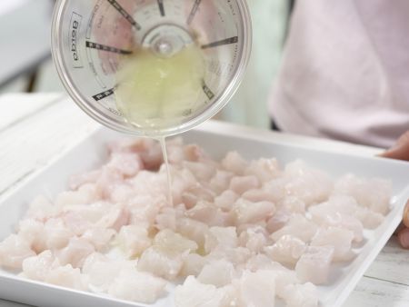 Ceviche von weißem Fisch Zubereitung Schritt 2 Ceviche von weißem Fisch Zubereitung Schritt 2