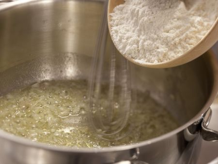 Cremiges Kressesüppchen Zubereitung Schritt 2 Cremiges Kressesüppchen Zubereitung Schritt 2