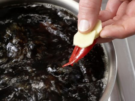 Fondue mit Schweinefilet Zubereitung Schritt 11 Fondue mit Schweinefilet Zubereitung Schritt 11