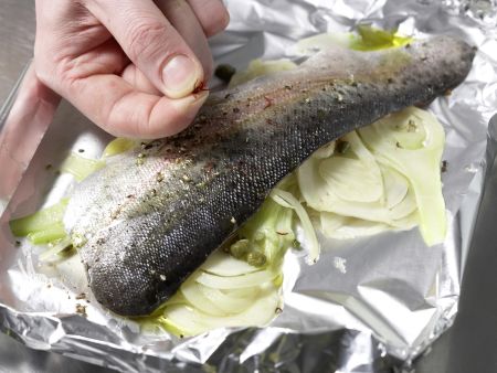 Forellenfilet-Päckchen Zubereitung Schritt 6 Forellenfilet-Päckchen Zubereitung Schritt 6