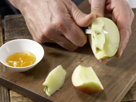 Frischer Obst-Toast mit Quark Zubereitung Schritt 1 Frischer Obst-Toast mit Quark Zubereitung Schritt 1