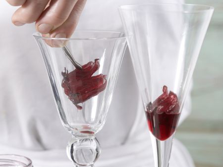 Sekt Mit HibiskusblГјte Sekt Mit HibiskusblГјte
