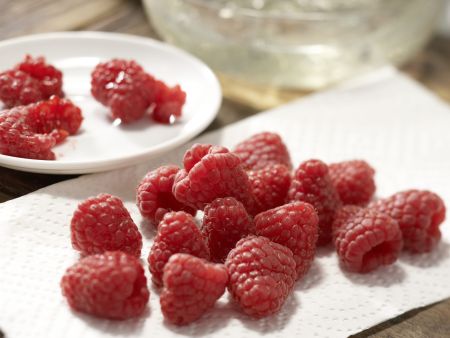 Fruchtiger Joghurt-Biskuit-Auflauf Zubereitung Schritt 8 Fruchtiger Joghurt-Biskuit-Auflauf Zubereitung Schritt 8