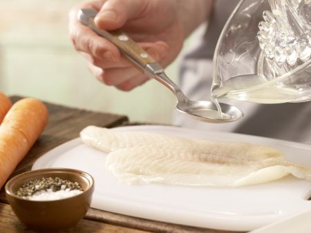 Gebackenes Schollenfilet Zubereitung Schritt 2 Gebackenes Schollenfilet Zubereitung Schritt 2