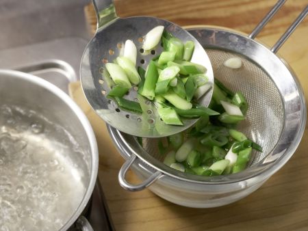 Gebräunte Perlhuhnbrust Zubereitung Schritt 8 Gebräunte Perlhuhnbrust Zubereitung Schritt 8