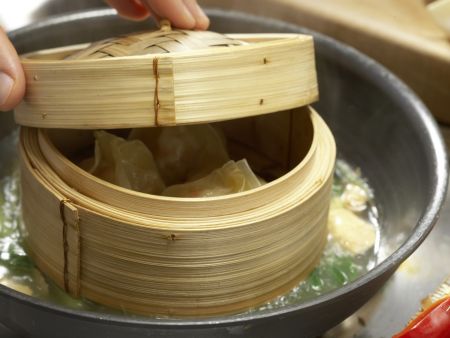 Gedämpfte Garnelen-Teigtaschen Zubereitung Schritt 6 Gedämpfte Garnelen-Teigtaschen Zubereitung Schritt 6