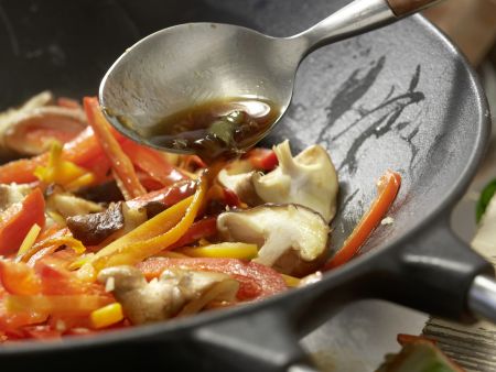 Gedämpfte Garnelen-Teigtaschen Zubereitung Schritt 8 Gedämpfte Garnelen-Teigtaschen Zubereitung Schritt 8