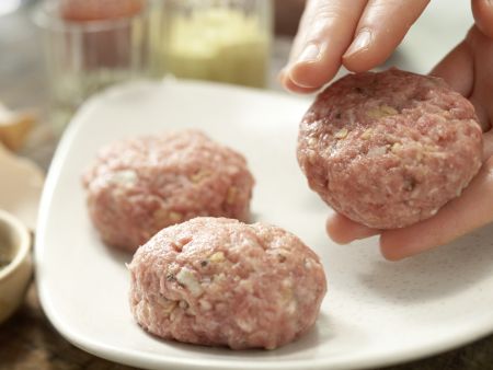 Gefüllte Buletten – smarter Zubereitung Schritt 5 Gefüllte Buletten – smarter Zubereitung Schritt 5