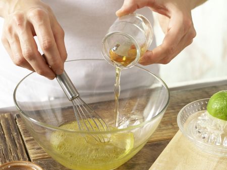 Gefüllte gelbe Paprikaschote Zubereitung Schritt 3 Gefüllte gelbe Paprikaschote Zubereitung Schritt 3