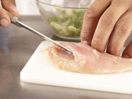 Gefüllte Perlhuhnbrust Zubereitung Schritt 2 Gefüllte Perlhuhnbrust Zubereitung Schritt 2