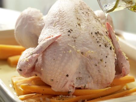 Gefülltes Brathähnchen Zubereitung Schritt 12 Gefülltes Brathähnchen Zubereitung Schritt 12