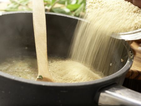 Gefülltes Brathähnchen Zubereitung Schritt 5 Gefülltes Brathähnchen Zubereitung Schritt 5