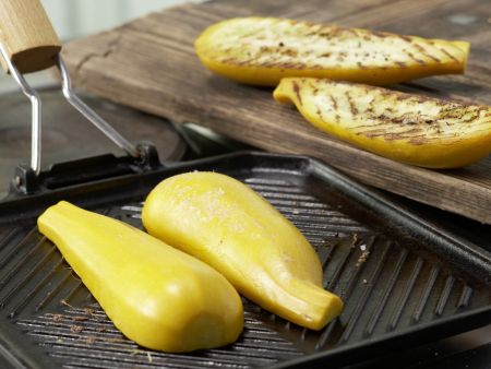 Gegrillte Zucchini Zubereitung Schritt 2 Gegrillte Zucchini Zubereitung Schritt 2