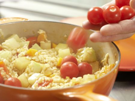 Gemüse-Reis-Pfanne aus dem Ofen Zubereitung Schritt 8 Gemüse-Reis-Pfanne aus dem Ofen Zubereitung Schritt 8