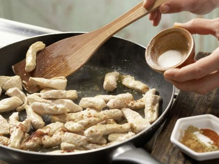 Geschnetzeltes mit Kichererbsen Zubereitung Schritt 5 Geschnetzeltes mit Kichererbsen Zubereitung Schritt 5