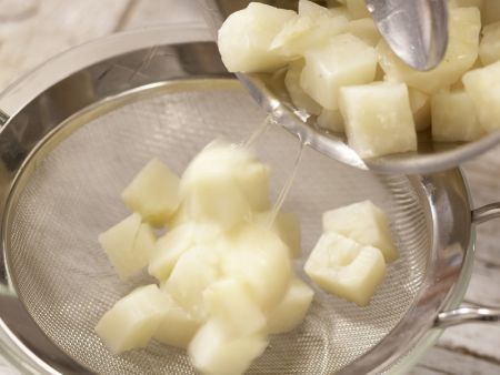 Getrüffeltes Selleriepüree Zubereitung Schritt 4 Getrüffeltes Selleriepüree Zubereitung Schritt 4