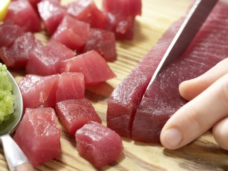 Glasierte Thunfischwürfel Zubereitung Schritt 3 Glasierte Thunfischwürfel Zubereitung Schritt 3