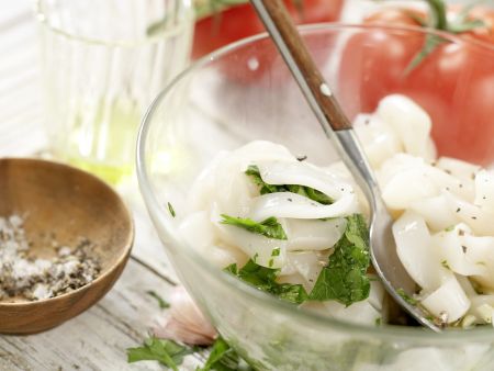 Griechischer Tintenfischsalat Zubereitung Schritt 2 Griechischer Tintenfischsalat Zubereitung Schritt 2