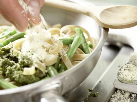 Grüne-Bohnen-Pasta Zubereitung Schritt 6 Grüne-Bohnen-Pasta Zubereitung Schritt 6