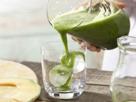 Grüner Melonen-Mix Zubereitung Schritt 3 Grüner Melonen-Mix Zubereitung Schritt 3