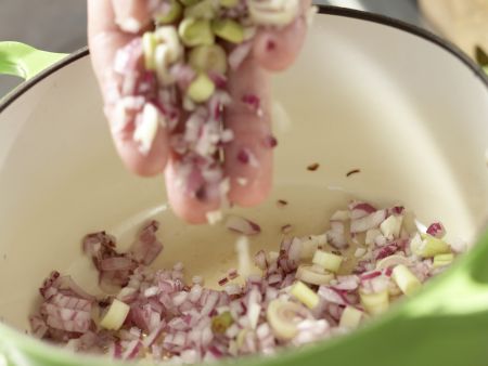 Grünes Fisch-Curry Zubereitung Schritt 2 Grünes Fisch-Curry Zubereitung Schritt 2
