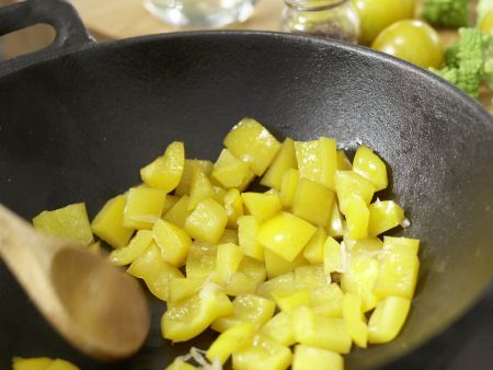 Grünes Fisch-Curry Zubereitung Schritt 8 Grünes Fisch-Curry Zubereitung Schritt 8