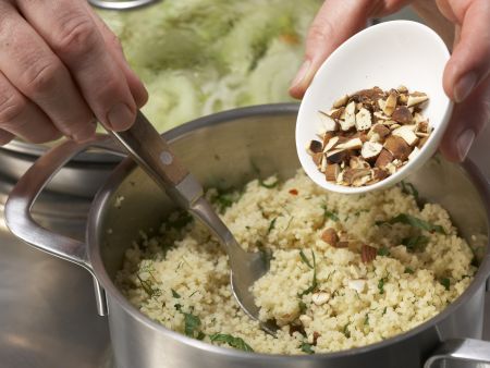 Grünes Gurkengemüse Zubereitung Schritt 10 Grünes Gurkengemüse Zubereitung Schritt 10